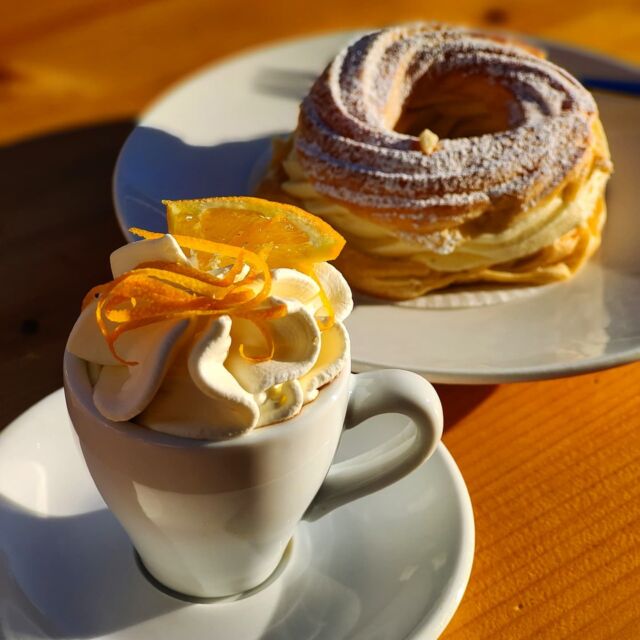 ☕🥧 Kaffee und Mehlspeisen gehören einfach zusammen ☕🥧

#selfmade #yummy #maislinger #bakinglove #badgoisern